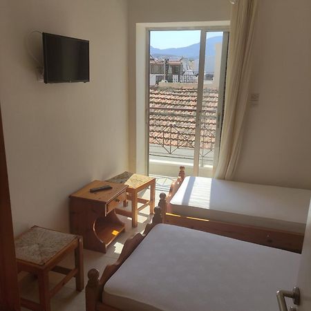 Mina Apartments Karpathos Town  Exterior photo